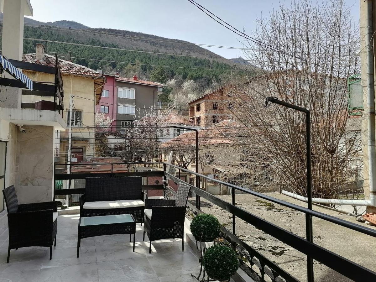 Студио Vratsa المظهر الخارجي الصورة